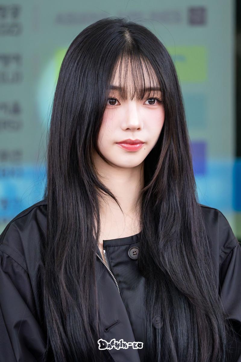 오늘자 싱가포르로 출국하는 에스파 카리나