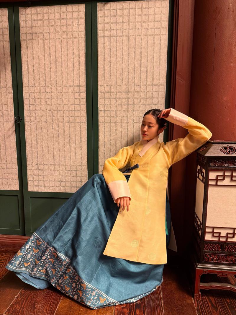 노윤서