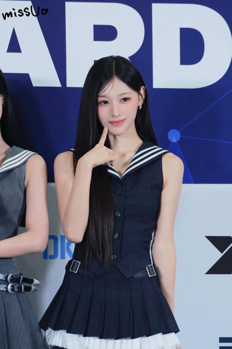 르세라핌 허윤진