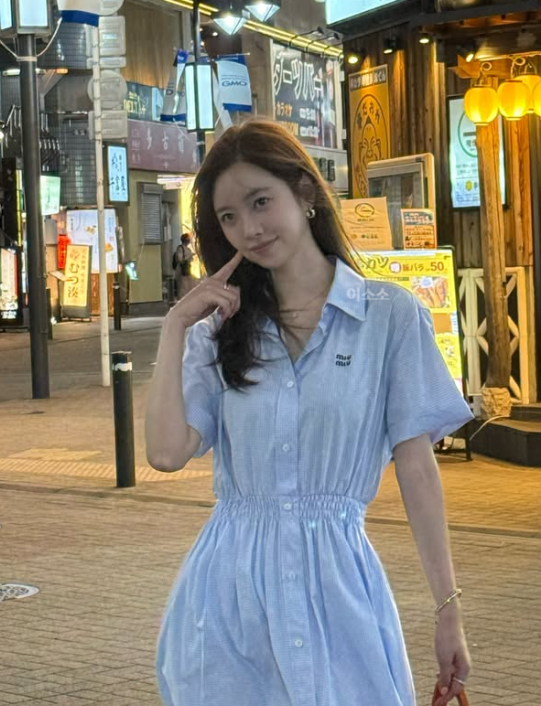 진세연 각선미
