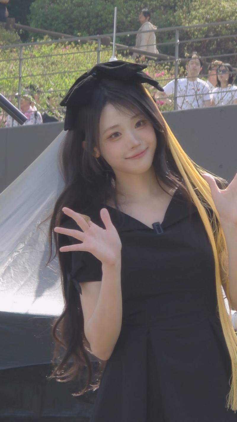 QWER 히나