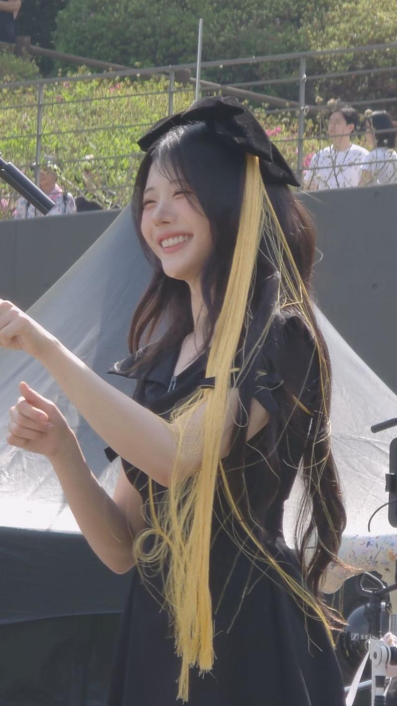 QWER 히나