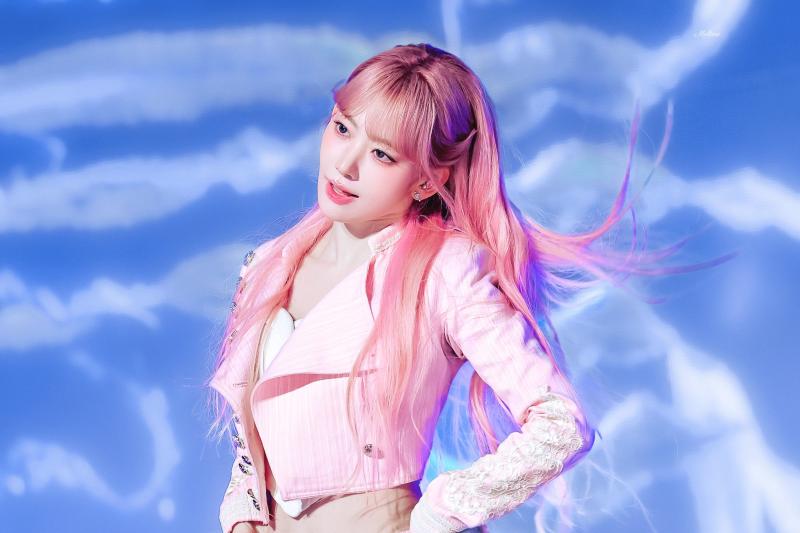 르세라핌 사쿠라 KDWA 260827