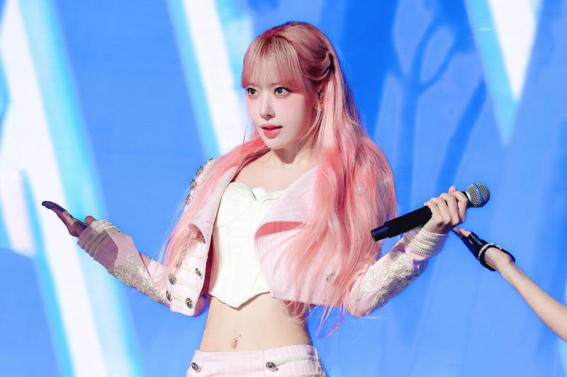 르세라핌 사쿠라 KDWA 260827