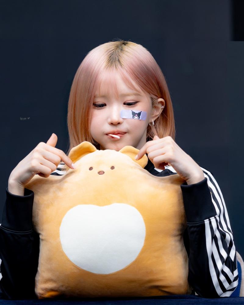 프로미스나인 송하영