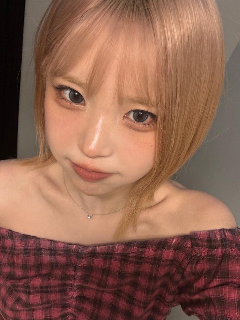 프로미스나인 송하영