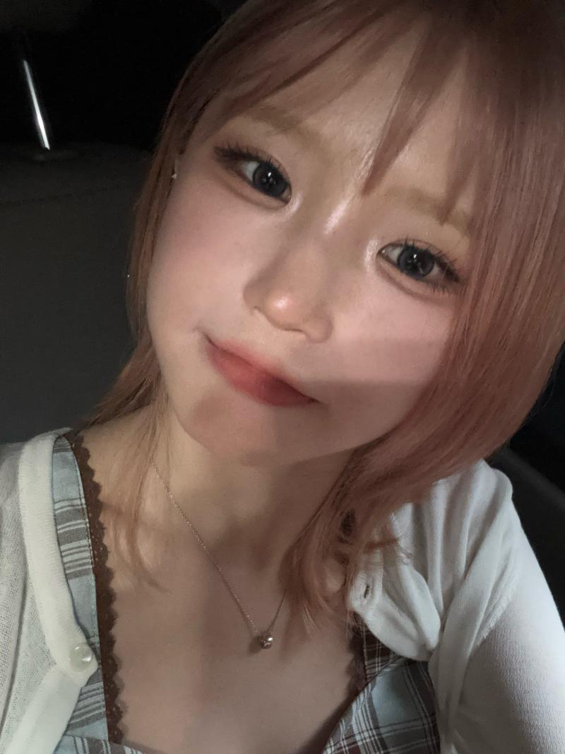 프로미스나인 송하영