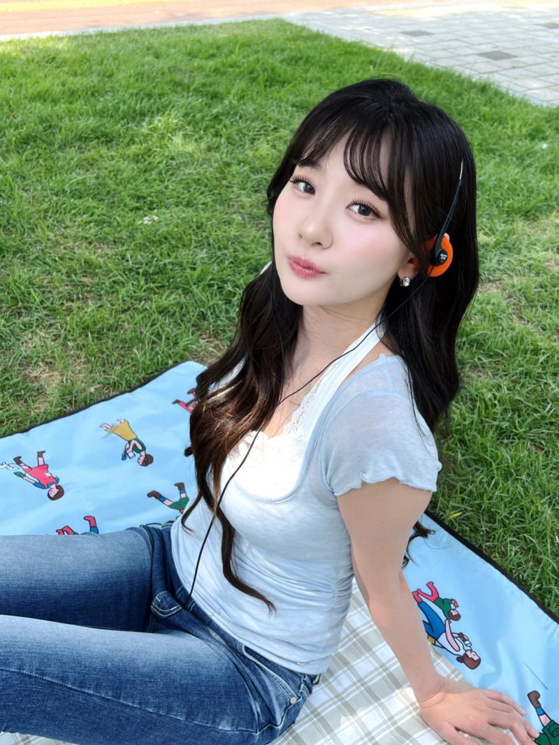 볼빨간사춘기 안지영