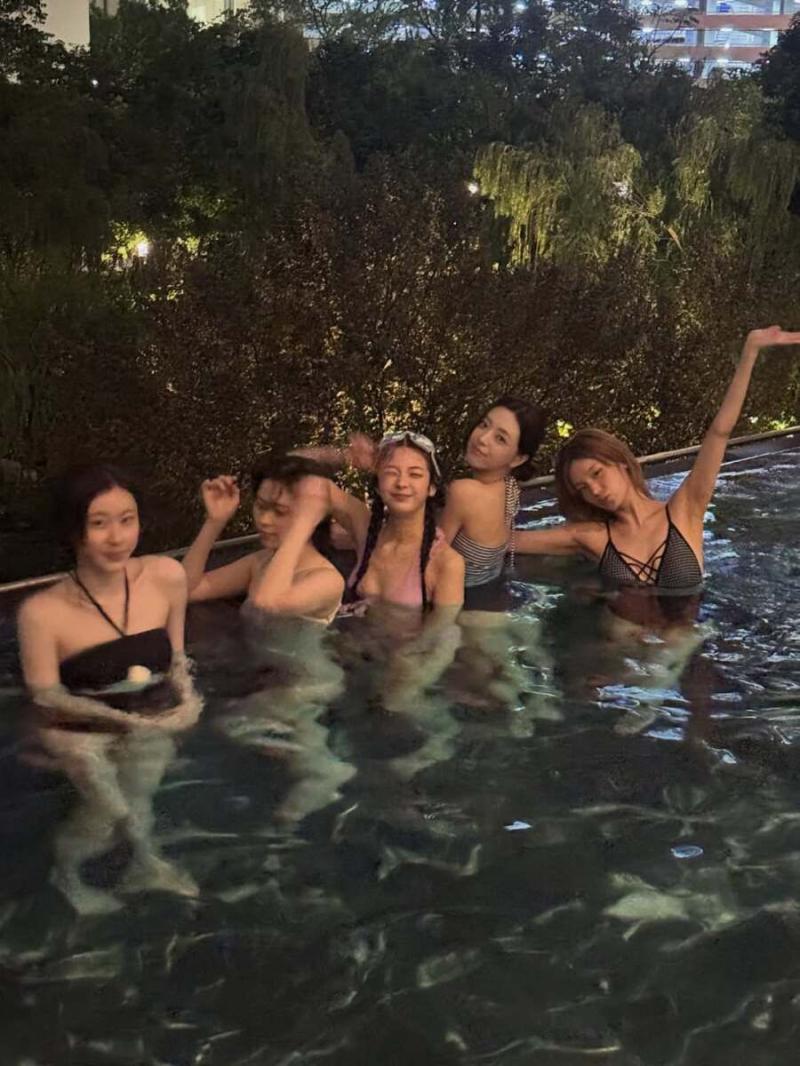 ITZY 수영대회