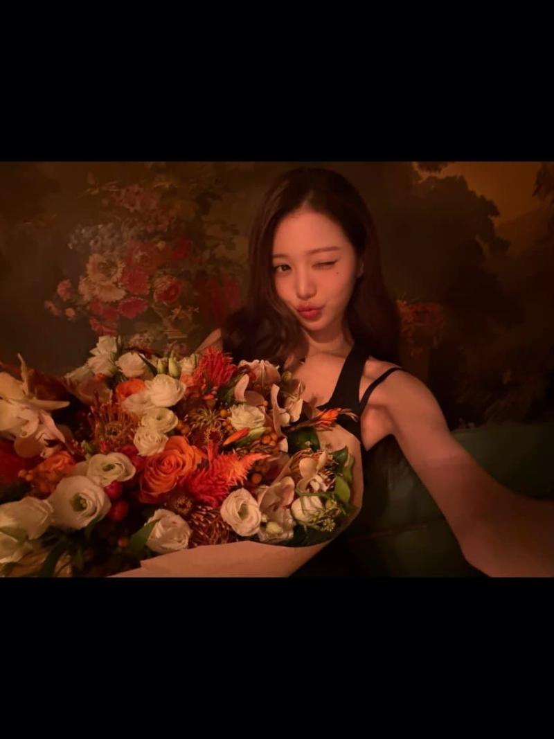 [아이브/IVE] 260831 여신 장원영 22번째 생일을 축하해...!