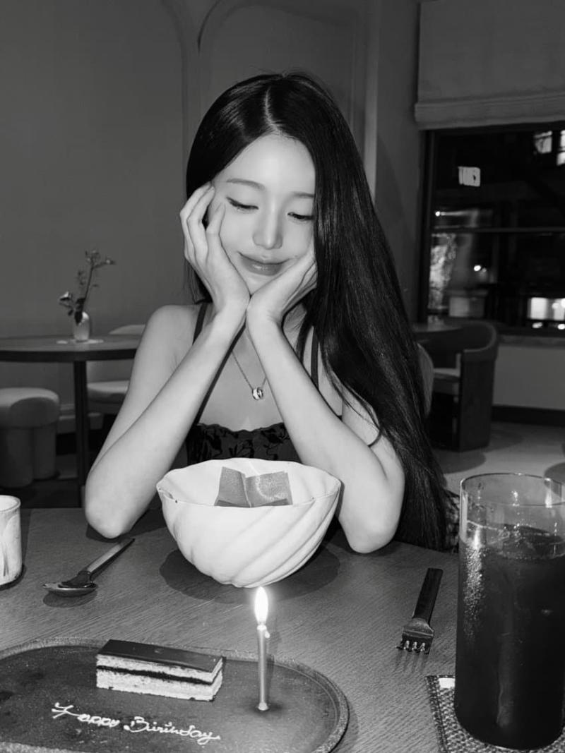 [아이브/IVE] 260831 여신 장원영 22번째 생일을 축하해...!