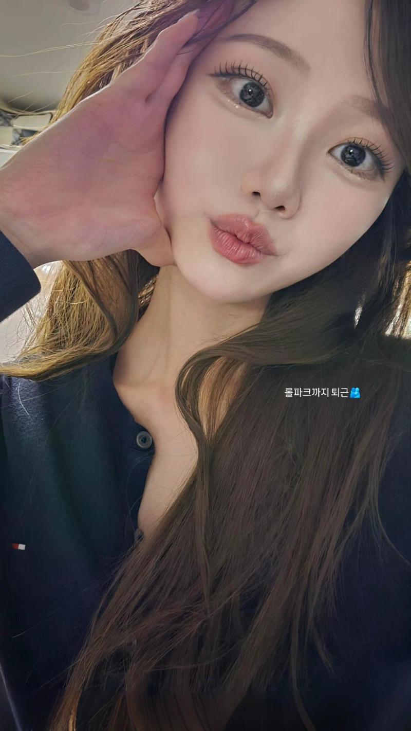 야구 직관하는 아이브 장원영 & 엔믹스 설윤 2분할