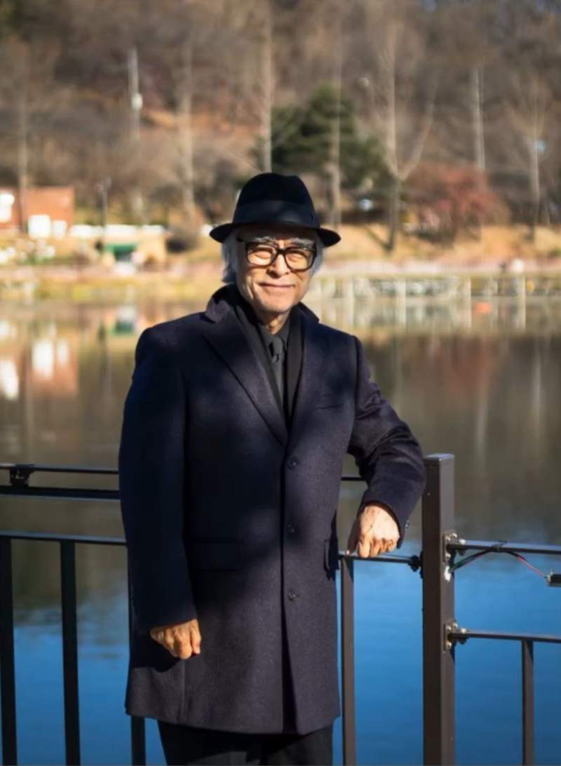 외모와 말투에서 기품이 느껴지는 어르신