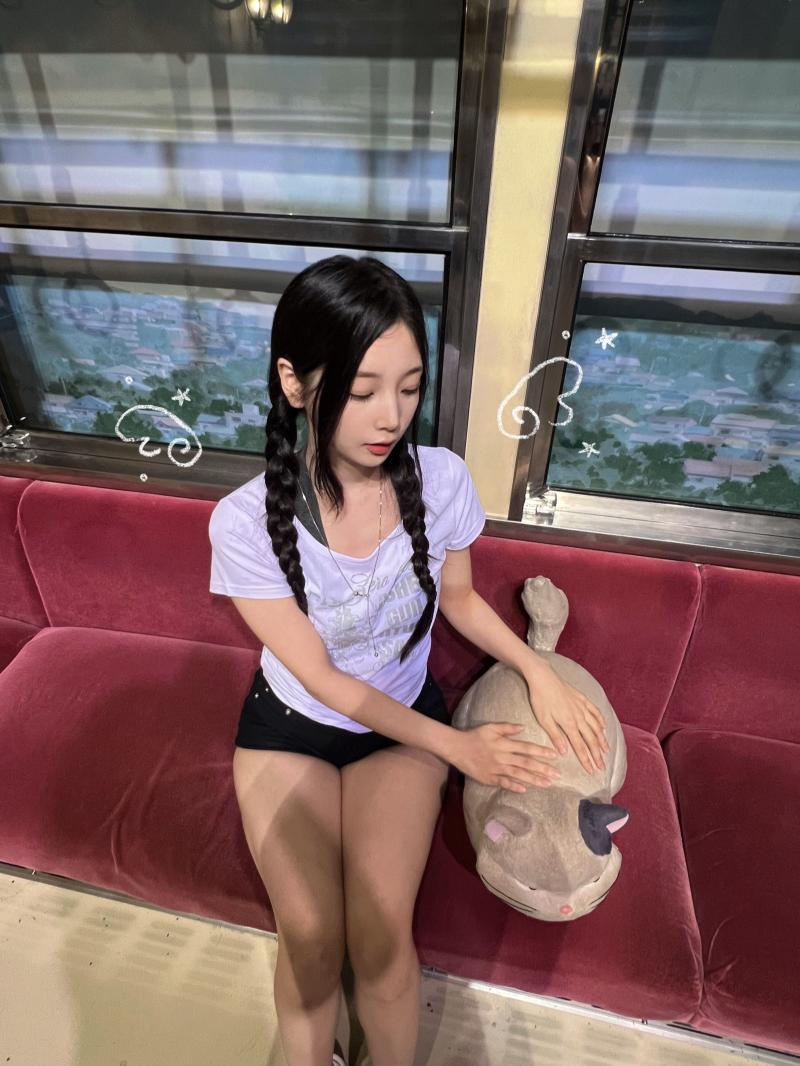 연희/ 다현 로켓펀치 인별
