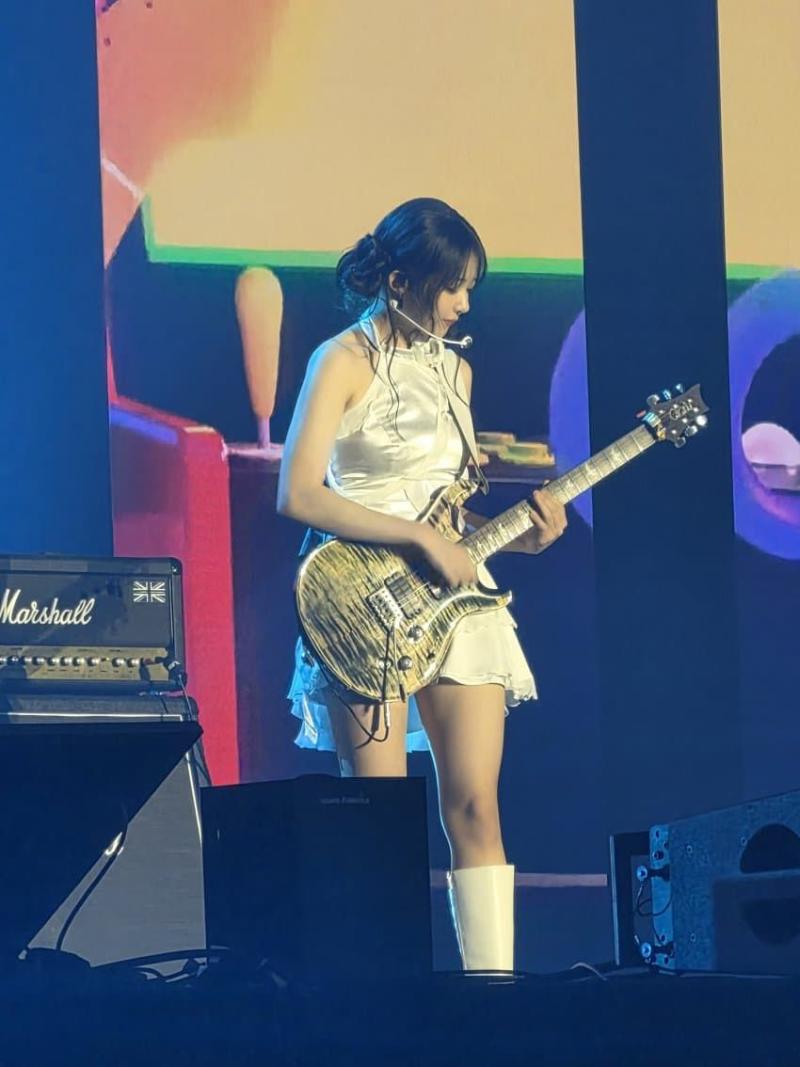 QWER 히나
