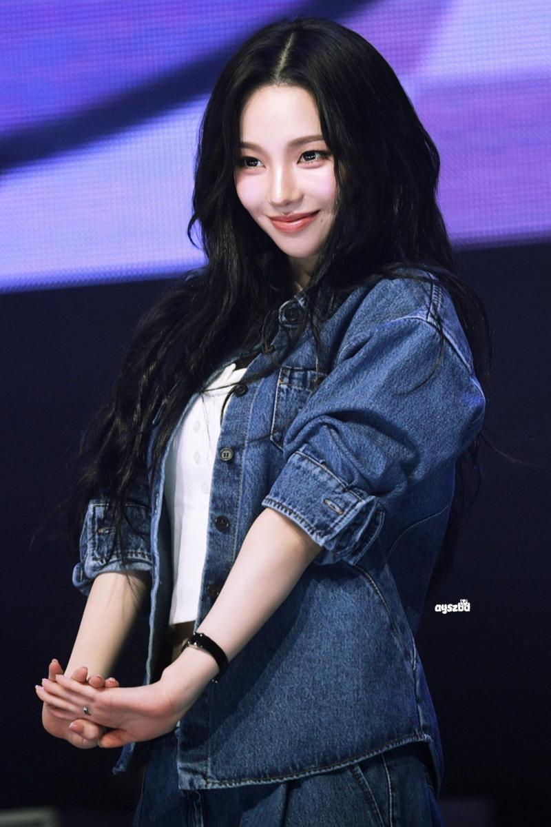 에스파 카리나