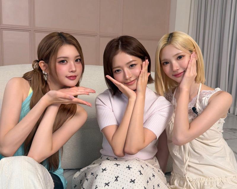 아이브 레이, 하츠투하츠 지우, 에이나