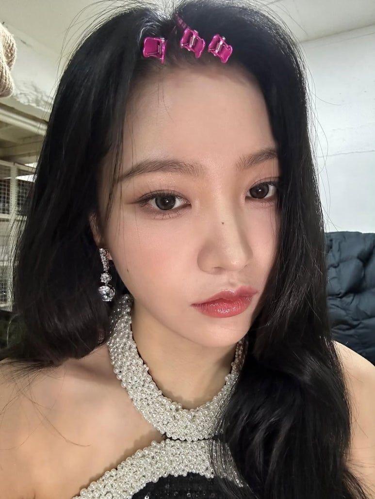 키키 키야, 이성경