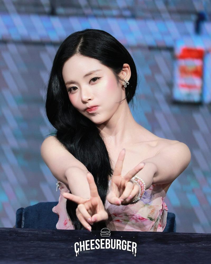 프로미스나인 박지원