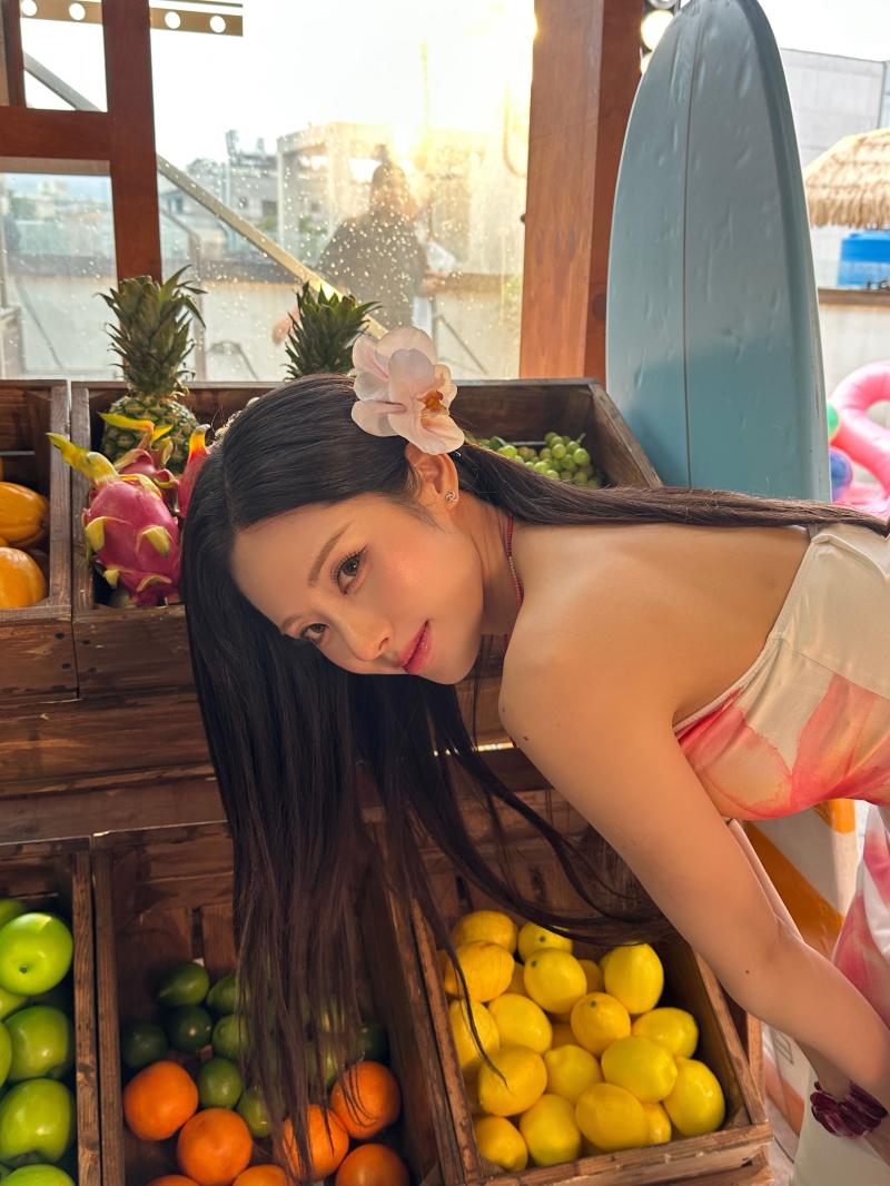 프로미스나인 박지원