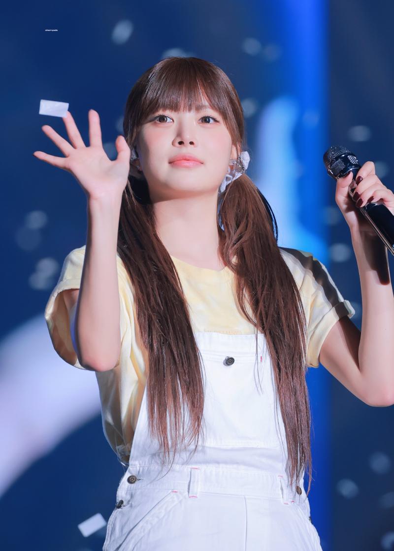 르세라핌 홍은채 \'PUREFLOW\' IN FUKUOKA DAY2
