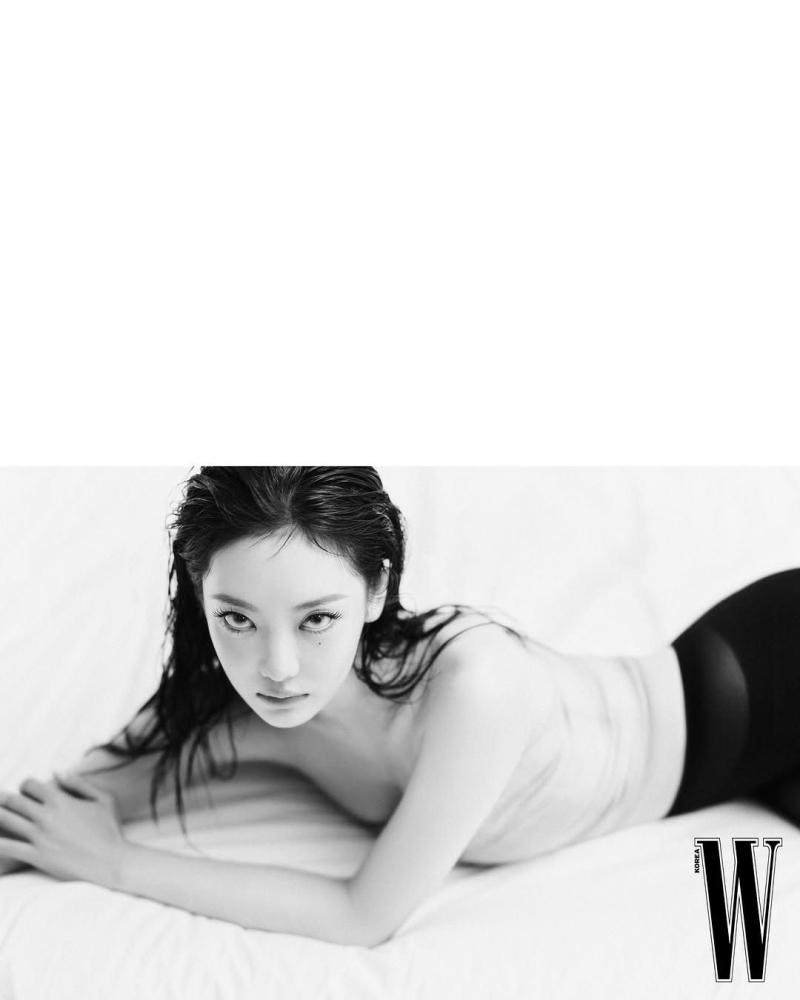 에스파 닝닝 W