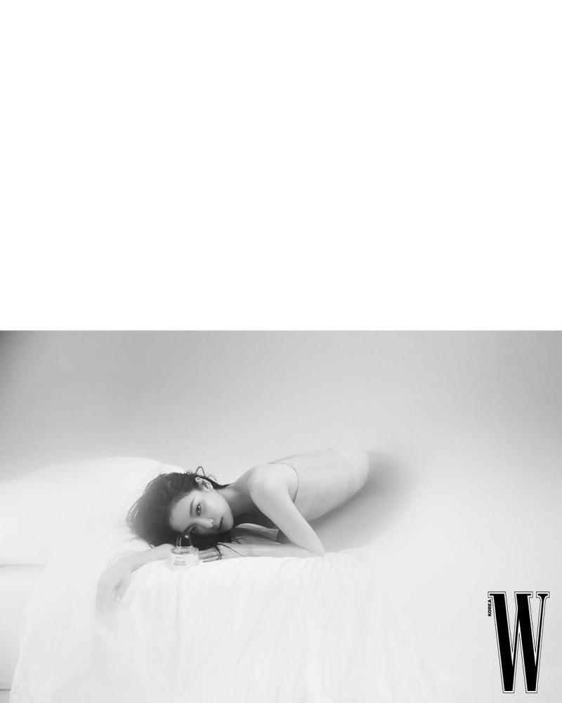 에스파 닝닝 W