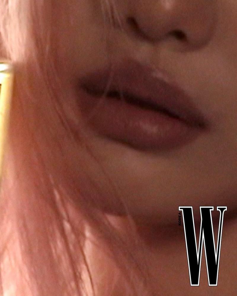 에스파 닝닝 W