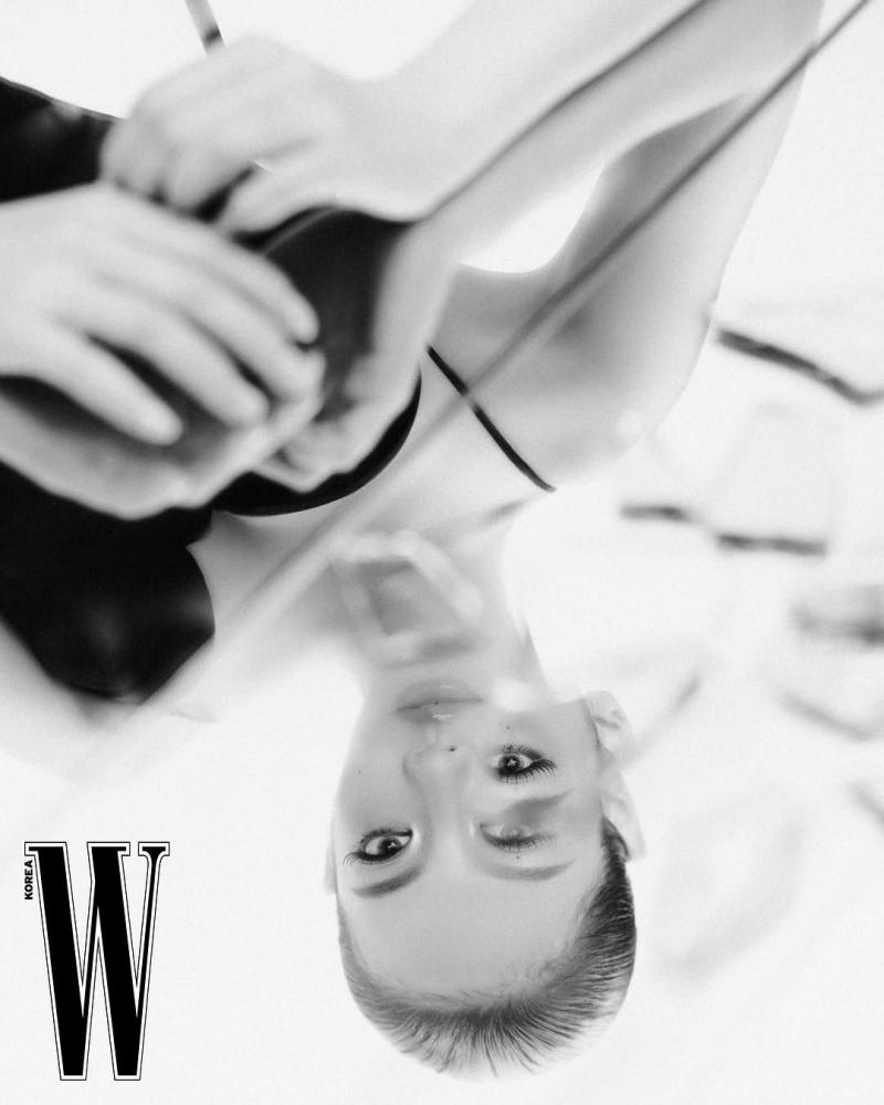에스파 닝닝 W