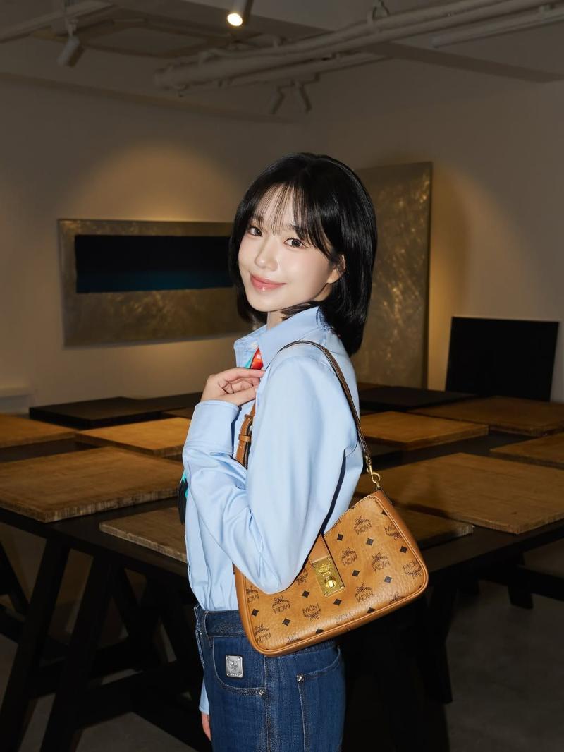 조유리