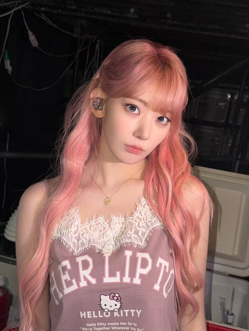 르세라핌 사쿠라,허윤진