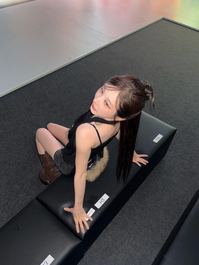 이채연