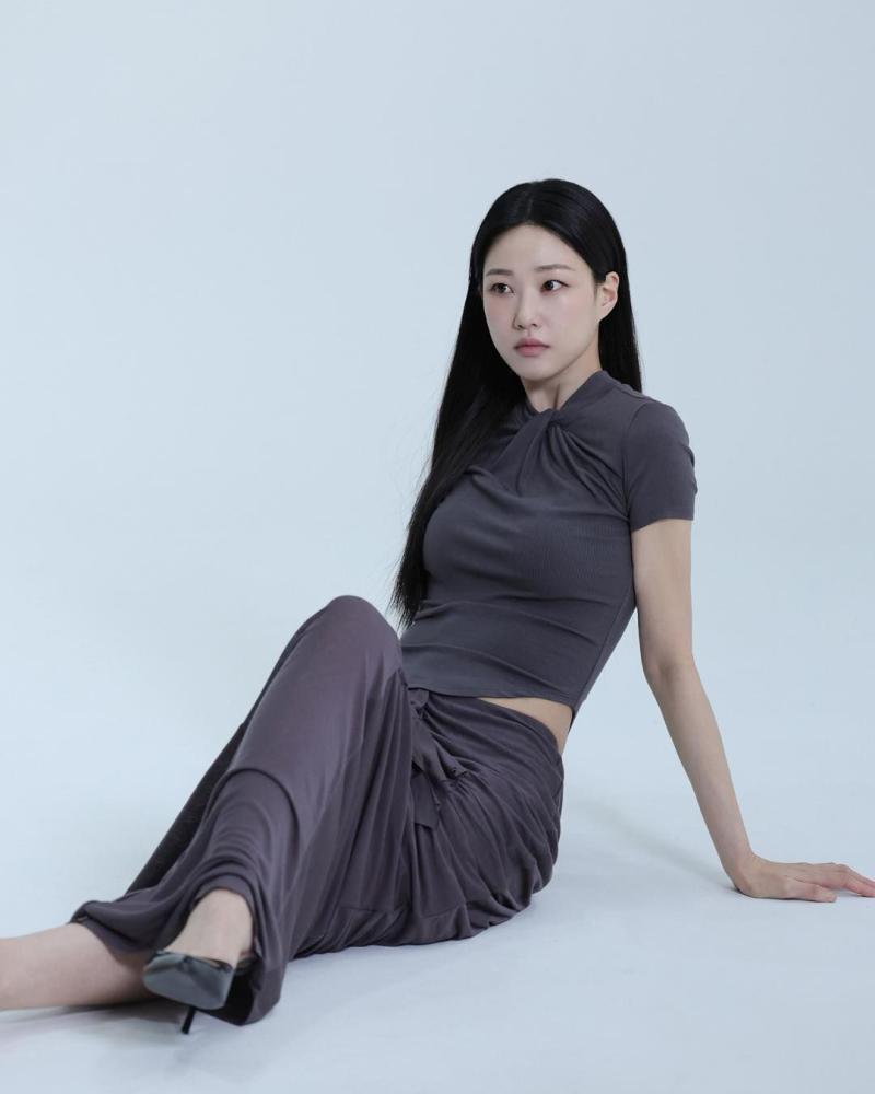 하윤경 더네이버 비하인드