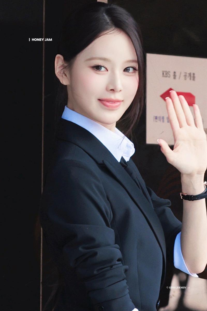 이즈나 방지민 260904