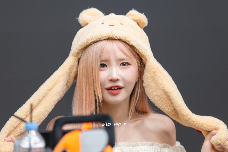 프로미스나인 송하영