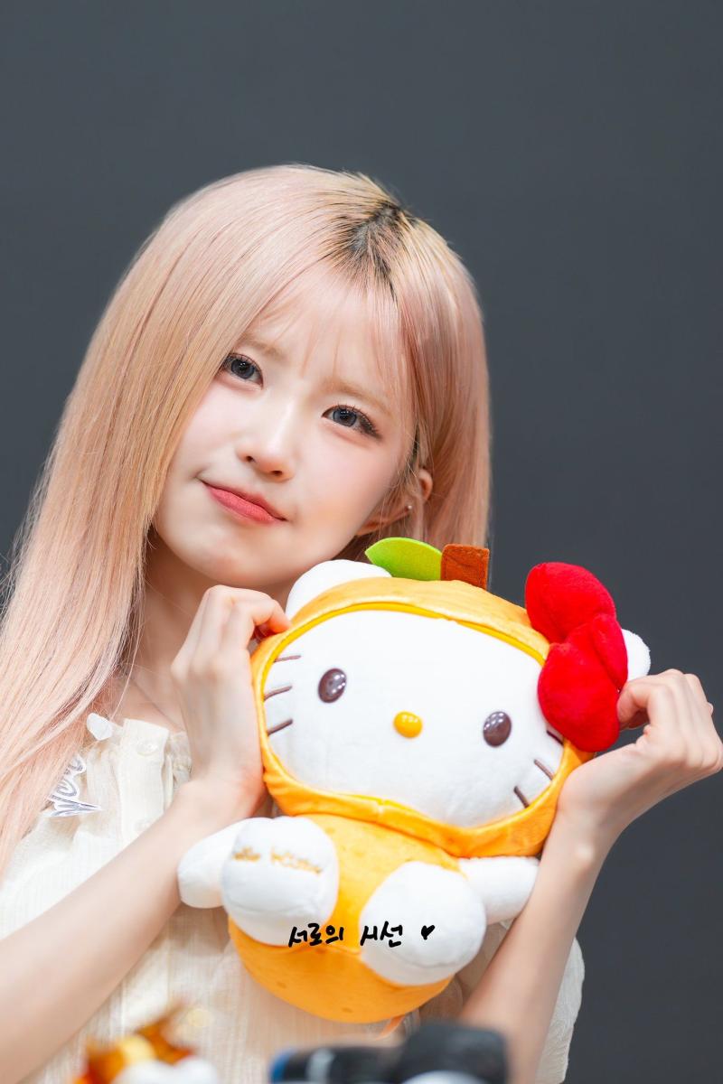 프로미스나인 송하영