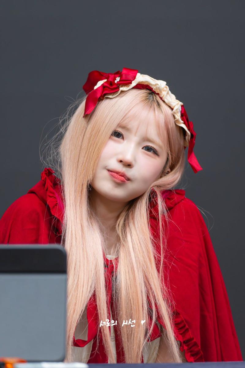 프로미스나인 송하영