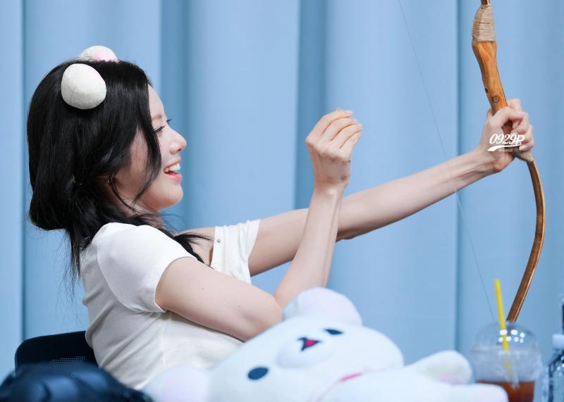 프로미스나인 박지원