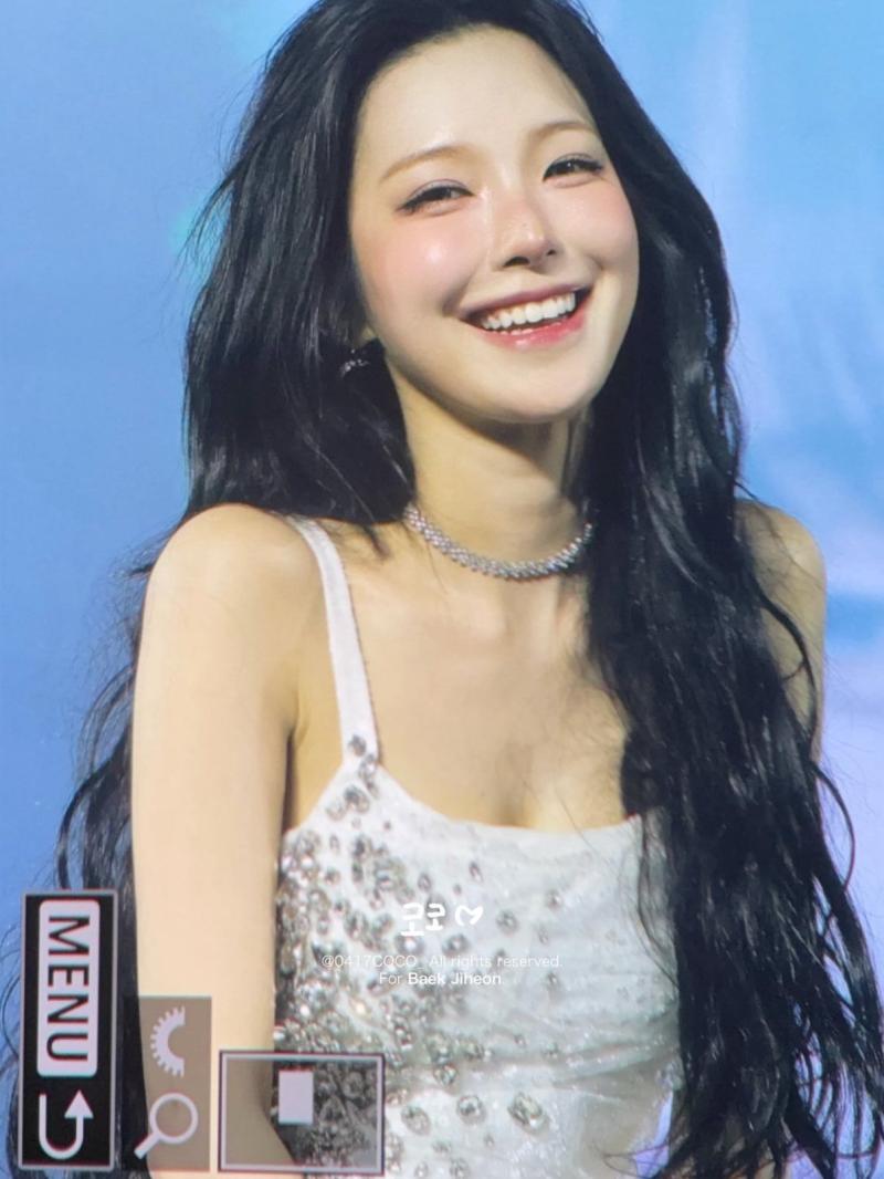 프로미스나인 백지헌