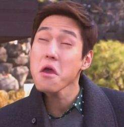 12년차 차장입니다. 회사에서 넵 쓰지마세요