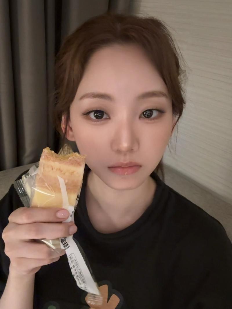 조이현 GU 26FW 등