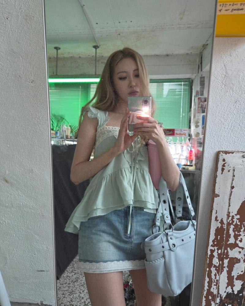 선미 (SUNMI)