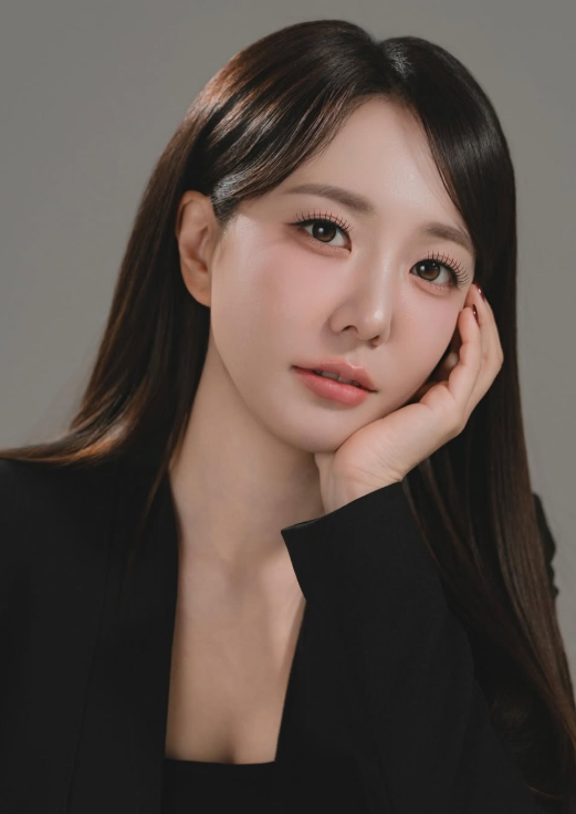 블랙 오프숄더 드레스 블랙핑크 지수