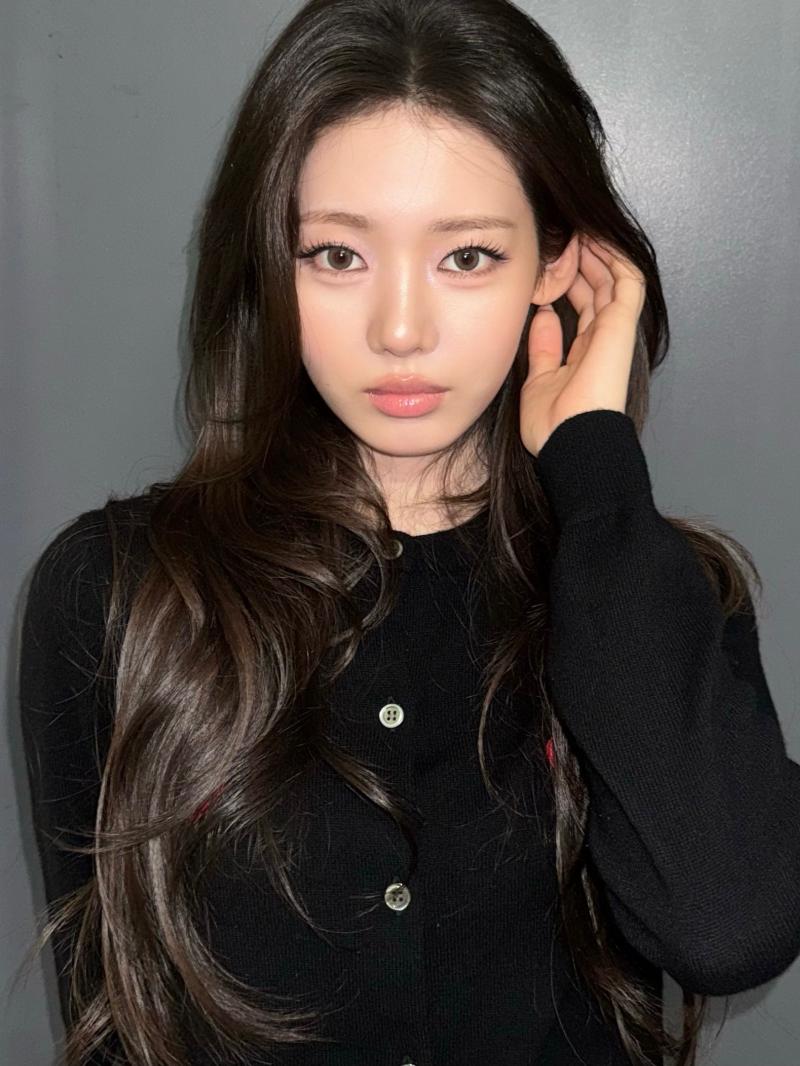 베이비몬스터 로라