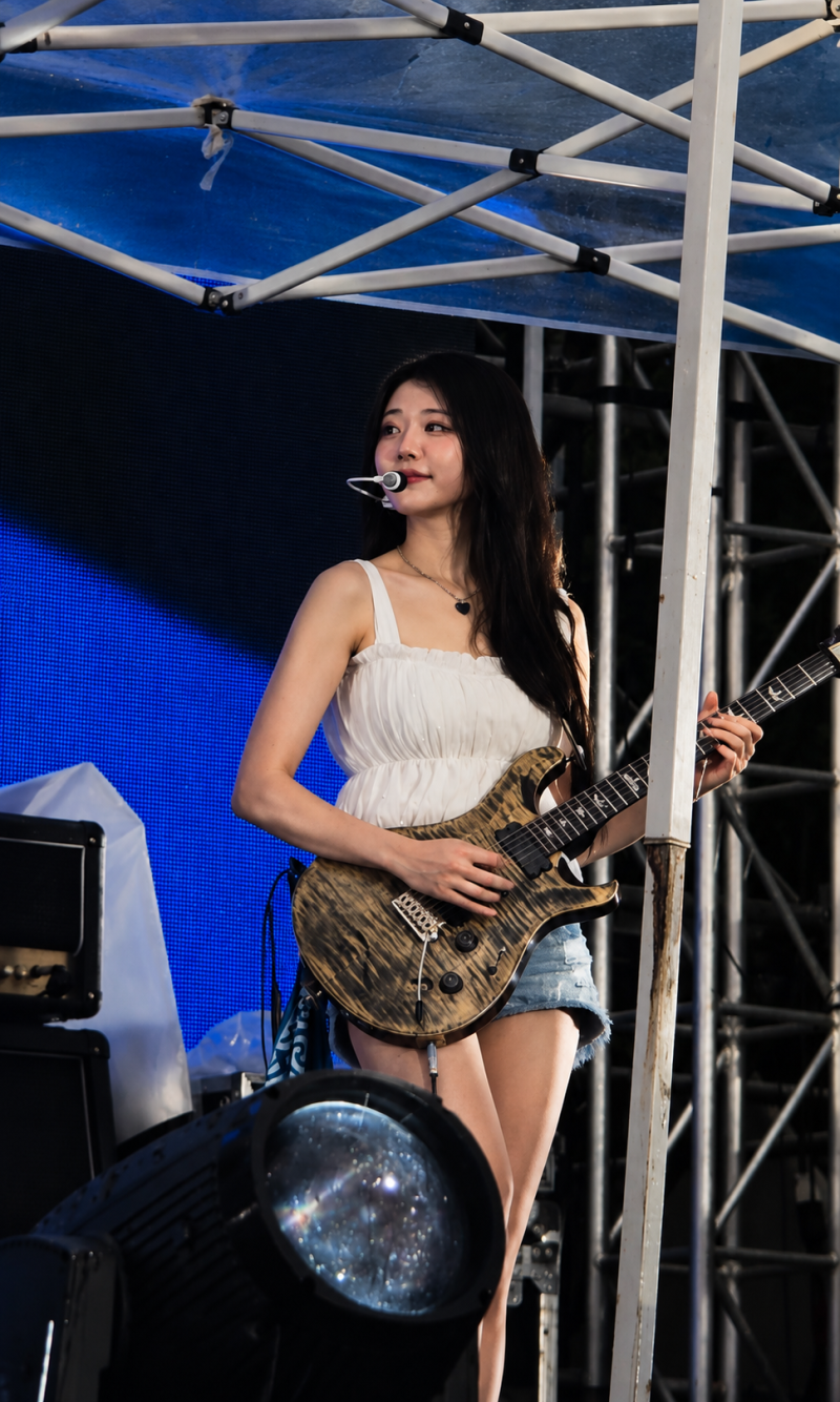 QWER 히나