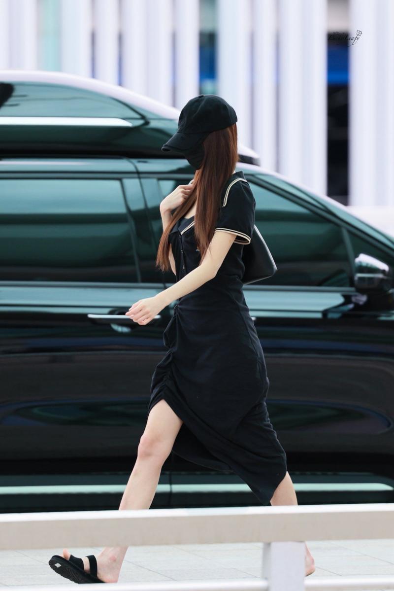 오늘 출국한 아이브 장원영