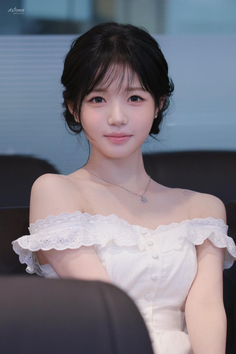 트리플에스 귀요미 김채원 260904