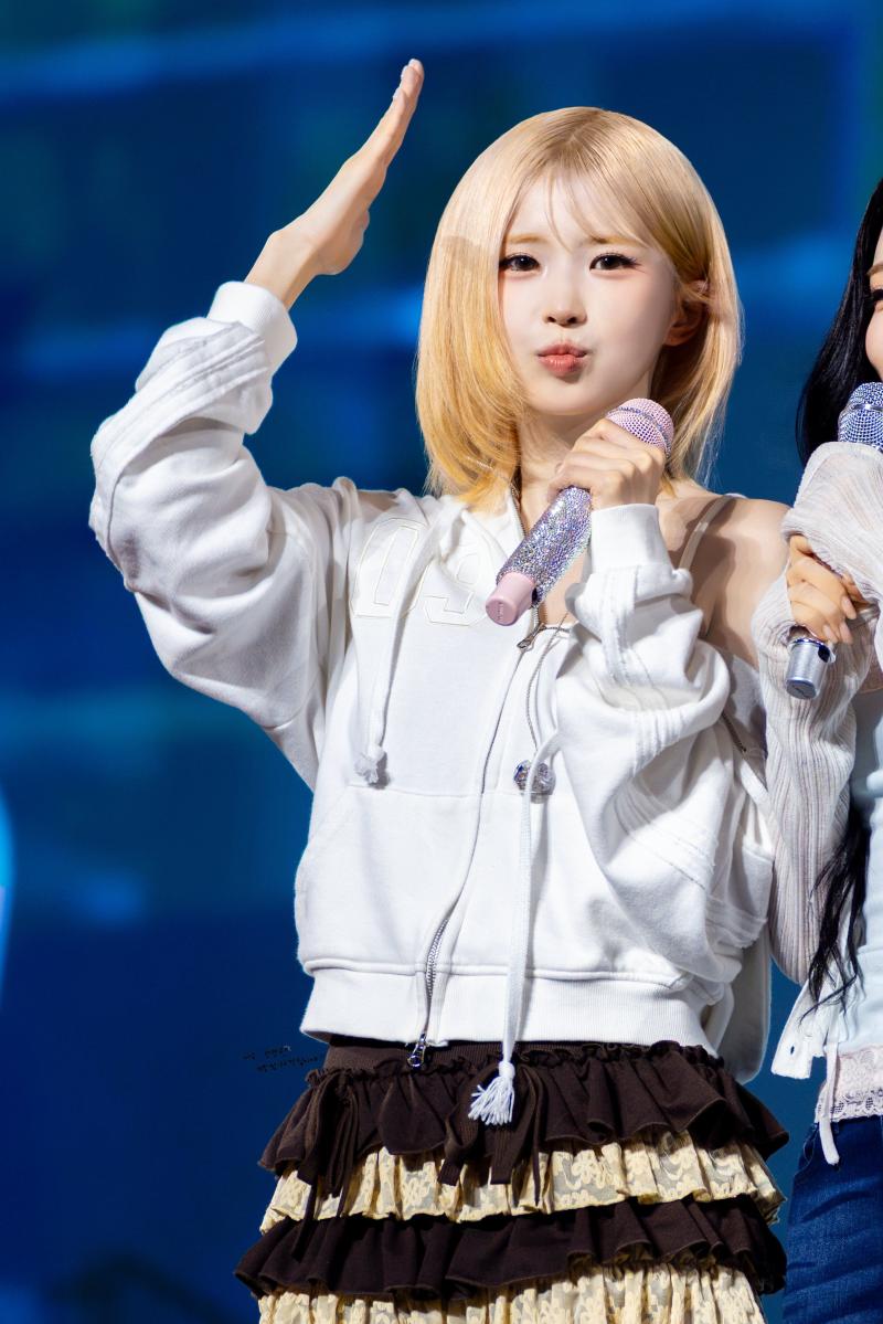 프로미스나인 송하영 TOMORROW GLOW in 서울콘서트 260906