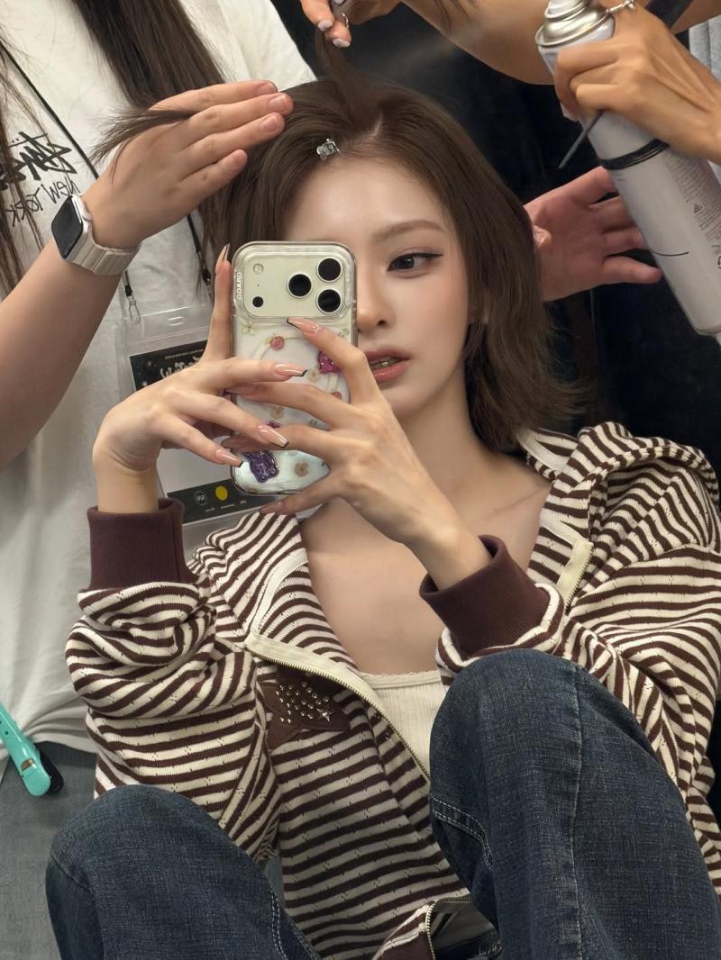 프로미스나인 이나경