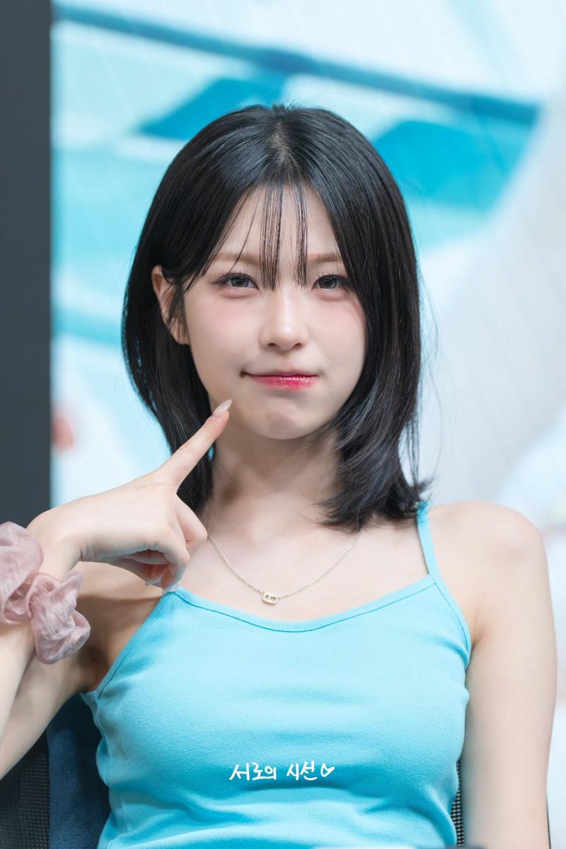 프로미스나인 백지헌